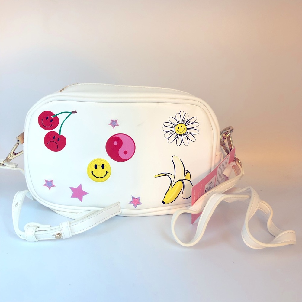 SKINNY DIP Millie White Crossbody Bag!